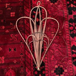 ✨ 3 for $25 ✨ Wicker wall art piece